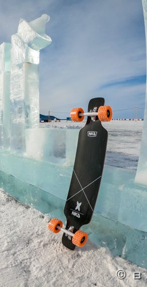 Skate sur glace en Russie au Baikal Mille Festival