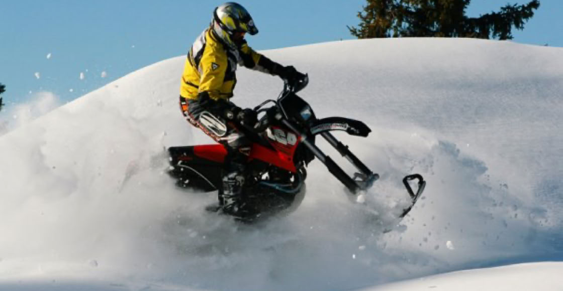 Kit explorer sur KTM 640 à Flaine